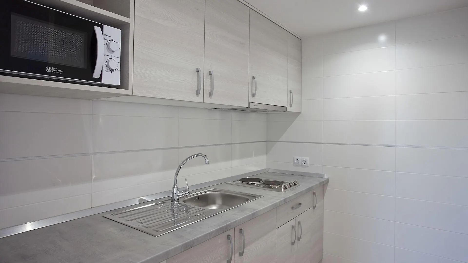 ** Aparthotel Bj Playamar Hotel & Apartamentos S'Illot  Spain