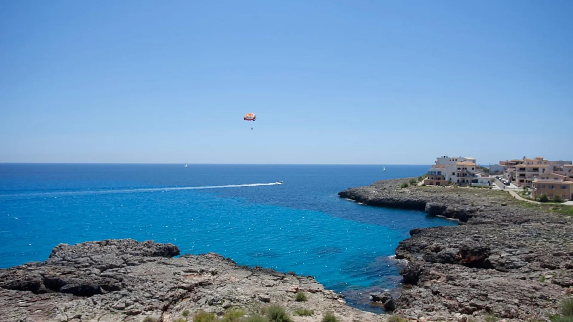 Bj Playamar Hotel & Apartamentos S'Illot  2*, S'Illot (Mallorca)